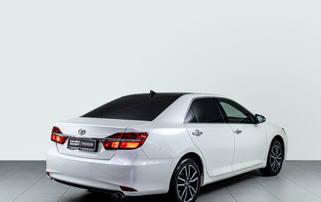 Toyota Camry, 2017 год, 2 200 000 рублей, 5 фотография