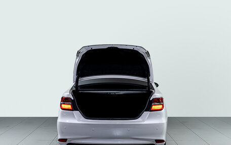 Toyota Camry, 2017 год, 2 200 000 рублей, 15 фотография