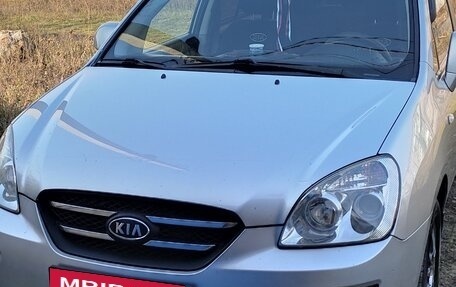 KIA Carens III (RP), 2008 год, 860 000 рублей, 4 фотография
