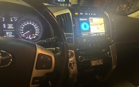 Toyota Land Cruiser 200, 2014 год, 5 900 000 рублей, 4 фотография