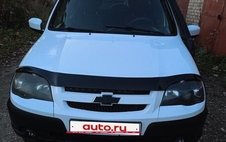 Chevrolet Niva I рестайлинг, 2018 год, 680 000 рублей, 5 фотография