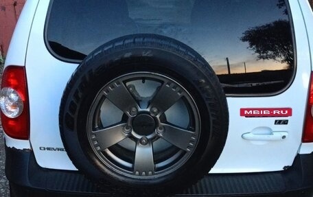 Chevrolet Niva I рестайлинг, 2018 год, 680 000 рублей, 7 фотография