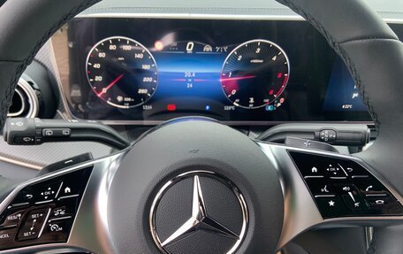 Mercedes-Benz V-Класс, 2025 год, 13 900 000 рублей, 23 фотография