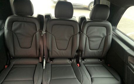 Mercedes-Benz V-Класс, 2025 год, 13 900 000 рублей, 28 фотография