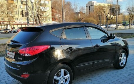 Hyundai ix35 I рестайлинг, 2013 год, 1 400 000 рублей, 2 фотография