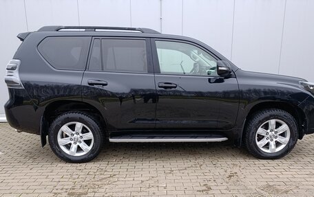 Toyota Land Cruiser Prado 150 рестайлинг 2, 2016 год, 3 560 000 рублей, 4 фотография