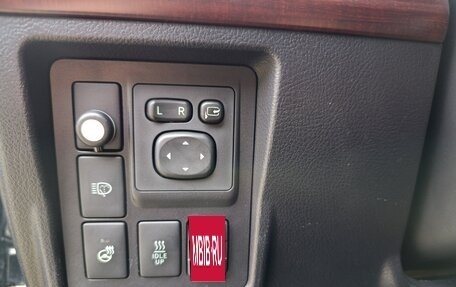 Toyota Land Cruiser Prado 150 рестайлинг 2, 2016 год, 3 560 000 рублей, 15 фотография