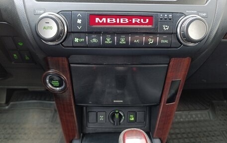 Toyota Land Cruiser Prado 150 рестайлинг 2, 2016 год, 3 560 000 рублей, 27 фотография