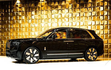 Rolls-Royce Cullinan, 2025 год, 67 000 000 рублей, 5 фотография