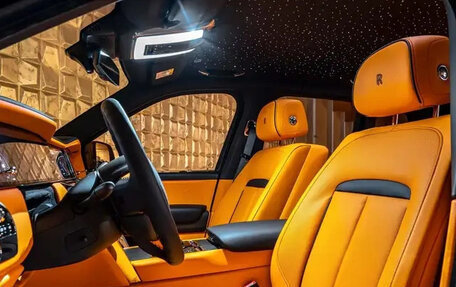 Rolls-Royce Cullinan, 2025 год, 67 000 000 рублей, 12 фотография