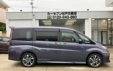 Honda Stepwgn IV, 2017 год, 1 490 000 рублей, 4 фотография