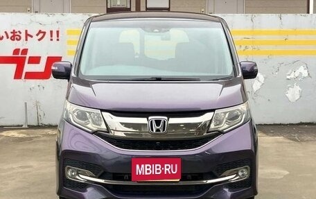 Honda Stepwgn IV, 2017 год, 1 490 000 рублей, 2 фотография