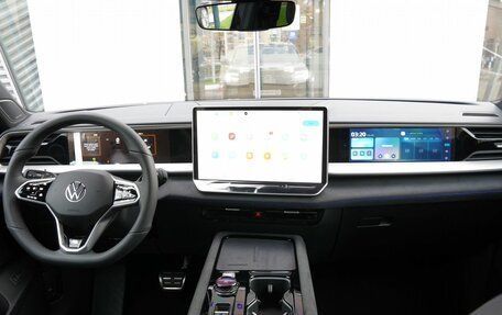 Volkswagen Teramont, 2025 год, 6 300 000 рублей, 13 фотография