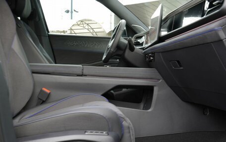 Volkswagen Teramont, 2025 год, 6 300 000 рублей, 29 фотография