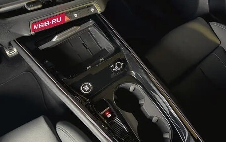 Audi Q3, 2025 год, 10 000 000 рублей, 8 фотография