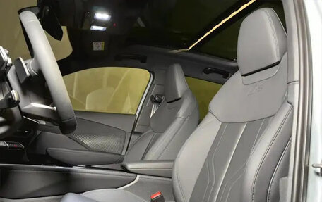 Audi Q3, 2025 год, 10 000 000 рублей, 16 фотография