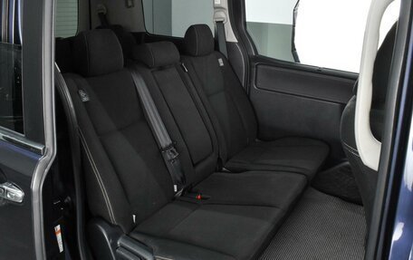 Toyota Esquire I, 2016 год, 2 129 000 рублей, 10 фотография