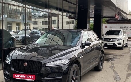Jaguar F-Pace, 2016 год, 2 450 000 рублей, 7 фотография