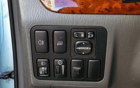 Toyota Land Cruiser Prado 120 рестайлинг, 2005 год, 2 350 000 рублей, 18 фотография