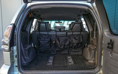 Toyota Land Cruiser Prado 120 рестайлинг, 2005 год, 2 350 000 рублей, 22 фотография