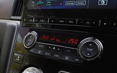 Mitsubishi Delica D:5 I, 2019 год, 3 199 000 рублей, 17 фотография