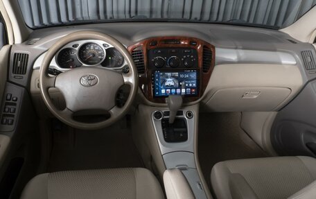 Toyota Highlander III, 2005 год, 1 095 000 рублей, 6 фотография