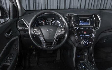 Hyundai Santa Fe III рестайлинг, 2016 год, 1 919 000 рублей, 13 фотография