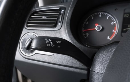 Volkswagen Polo VI (EU Market), 2017 год, 987 000 рублей, 13 фотография