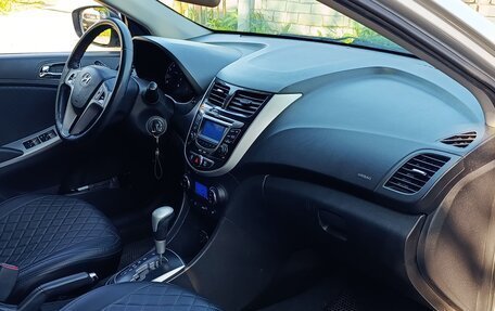 Hyundai Solaris II рестайлинг, 2012 год, 659 000 рублей, 10 фотография