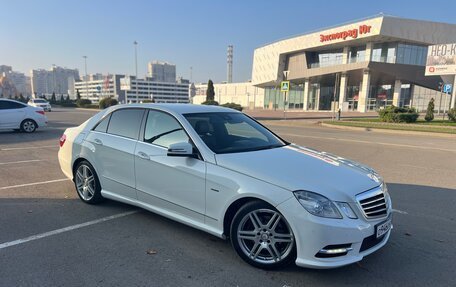 Mercedes-Benz E-Класс, 2011 год, 1 600 000 рублей, 6 фотография