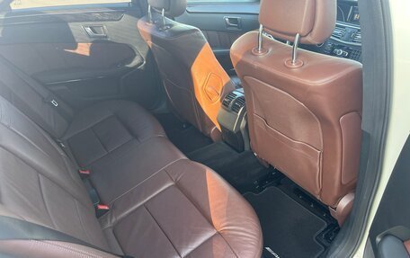 Mercedes-Benz E-Класс, 2011 год, 1 600 000 рублей, 20 фотография