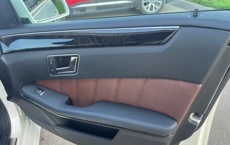 Mercedes-Benz E-Класс, 2011 год, 1 600 000 рублей, 25 фотография