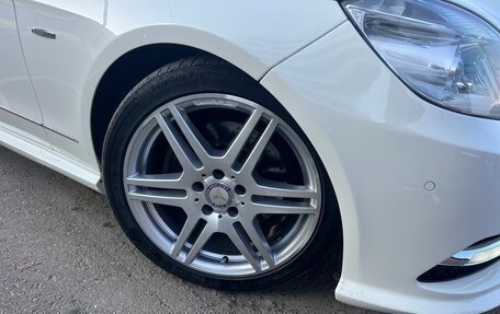 Mercedes-Benz E-Класс, 2011 год, 1 600 000 рублей, 29 фотография