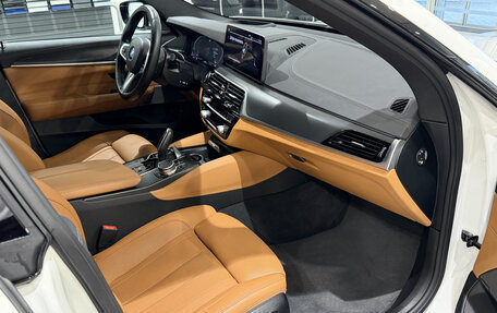 BMW 6 серия, 2021 год, 6 550 000 рублей, 13 фотография