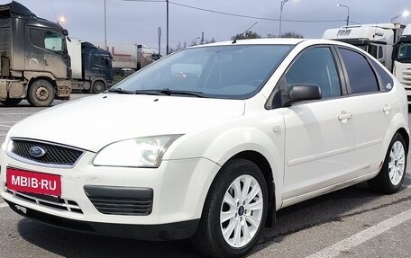 Ford Focus II рестайлинг, 2005 год, 350 000 рублей, 4 фотография
