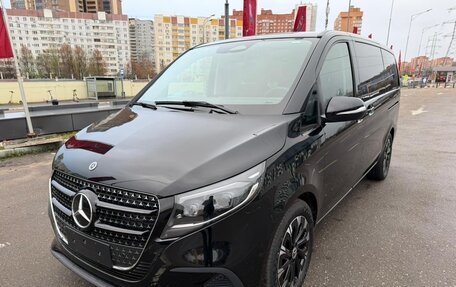 Mercedes-Benz V-Класс, 2025 год, 9 800 000 рублей, 4 фотография