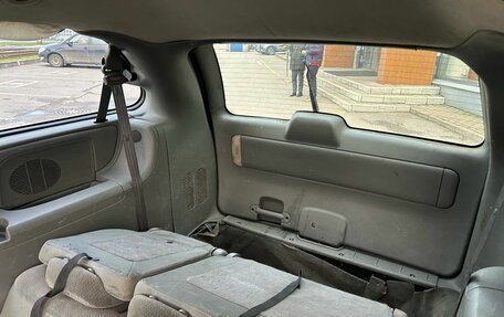 Chrysler Town & Country IV, 2004 год, 259 000 рублей, 11 фотография