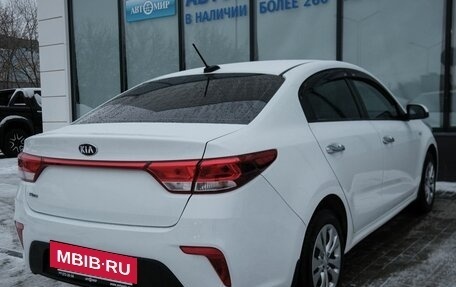 KIA Rio IV, 2018 год, 899 000 рублей, 4 фотография