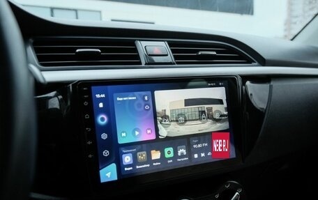 KIA Rio IV, 2018 год, 899 000 рублей, 11 фотография