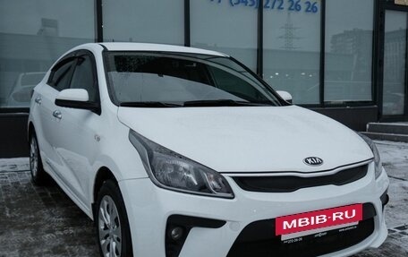 KIA Rio IV, 2018 год, 899 000 рублей, 6 фотография