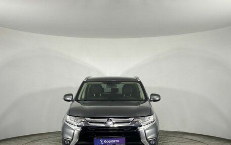 Mitsubishi Outlander III рестайлинг 3, 2018 год, 1 890 000 рублей, 3 фотография