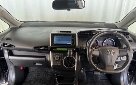 Toyota Wish II, 2016 год, 1 446 000 рублей, 9 фотография