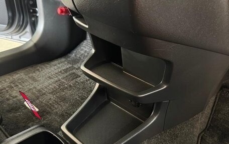 Toyota Wish II, 2016 год, 1 446 000 рублей, 25 фотография