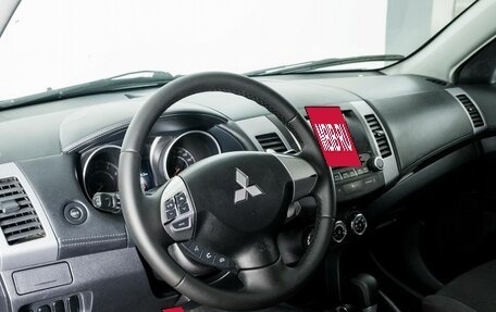 Mitsubishi Outlander III рестайлинг 3, 2011 год, 1 050 000 рублей, 5 фотография