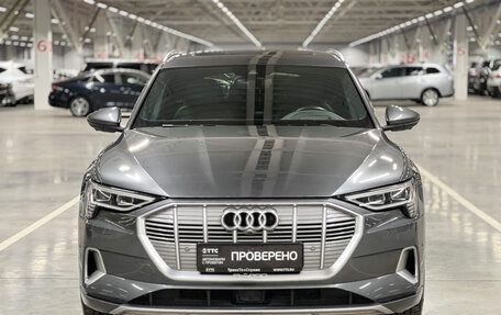 Audi e-tron I, 2019 год, 4 399 000 рублей, 2 фотография