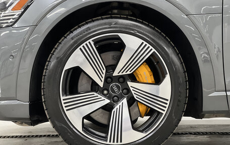 Audi e-tron I, 2019 год, 4 399 000 рублей, 18 фотография