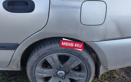 Mitsubishi Carisma I, 2002 год, 280 000 рублей, 10 фотография