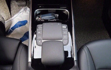 Mercedes-Benz GLB, 2022 год, 3 050 000 рублей, 10 фотография