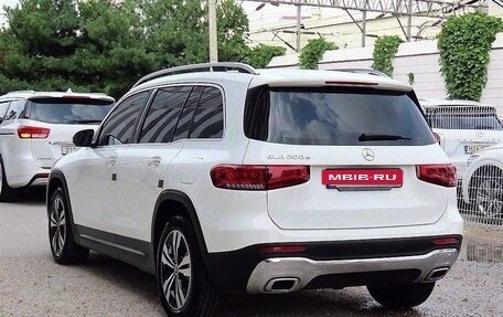 Mercedes-Benz GLB, 2022 год, 3 050 000 рублей, 3 фотография