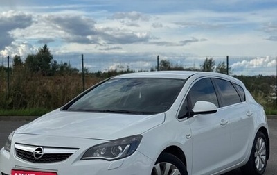 Opel Astra J, 2011 год, 760 000 рублей, 1 фотография